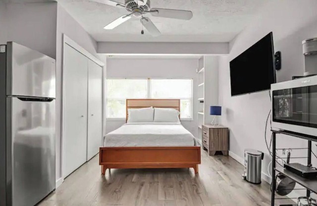 166 Unit B-Fanta Sea Studio by Coastal Cottages