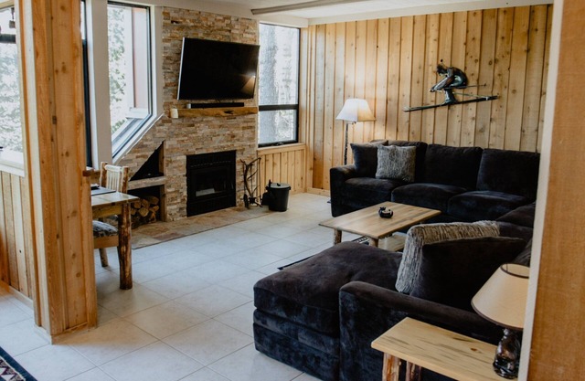 1849 condominium at Mammoth Canyon Lodge