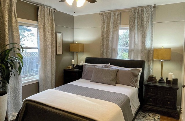 1890 Luxury Townhouse Two Blocks From Ferry