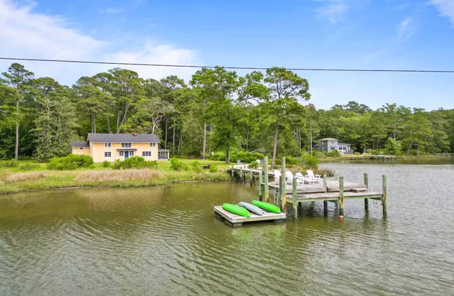 1899 Old Log Cabin School House w/10 acres on the Chesapeake Bay with Beach