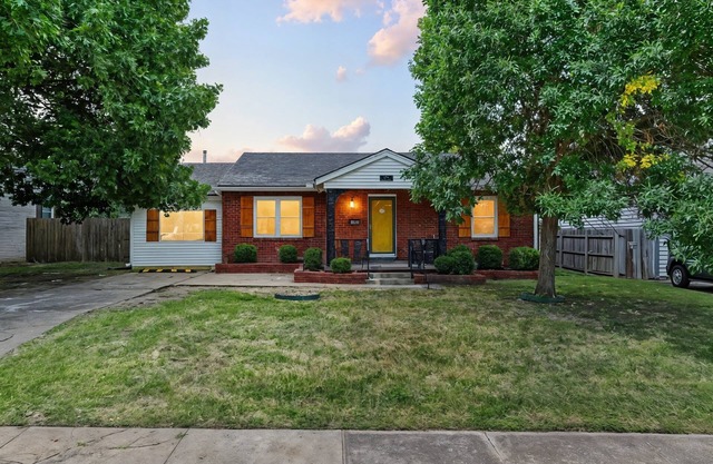 1940s Beautiful Remodel | Near Expo Sq/TU/DT
