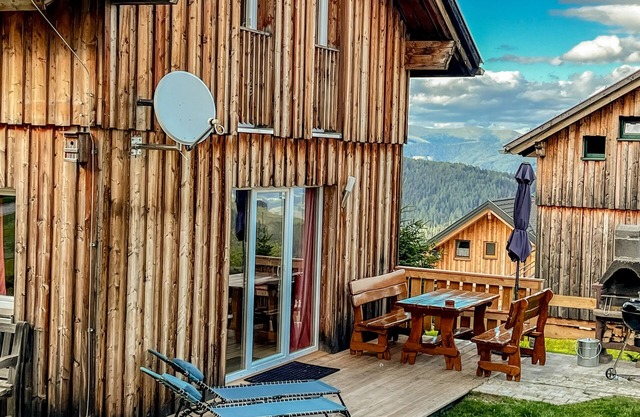 1A Chalet "Nest" Panorama Sauna in hiking area