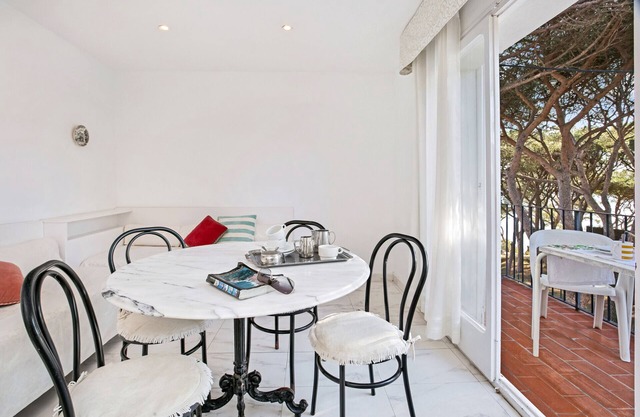 1ANC 05 - Basic 1 bedroom apartment located very close to the beach of Llafranc