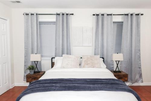 1Bed 1Bath Apt near EWR, Parking 18 min from Penn St.