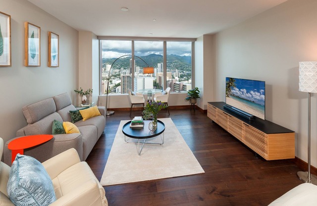 1BR/1BA One Ala Moana Penthouse