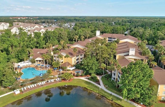 1br Suite Condo Theme Parks & Boating!