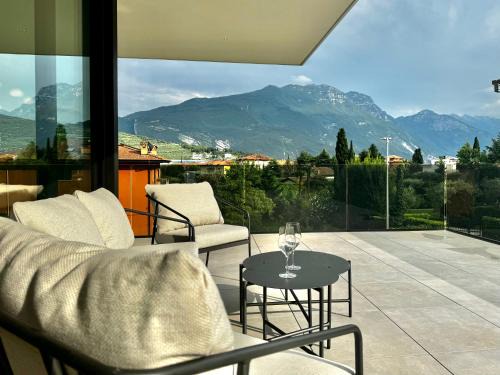 1Dest - Riva Luxury Stay