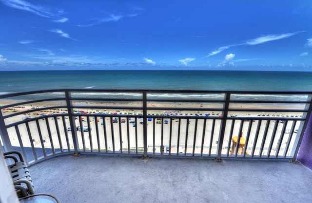 2/2 Lockout - Ocean Walk Resort