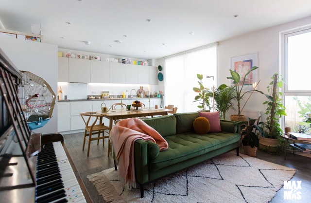2-Bed & 2 Bathroom, balcony & parking - Close to Dagenham East & Romford station
