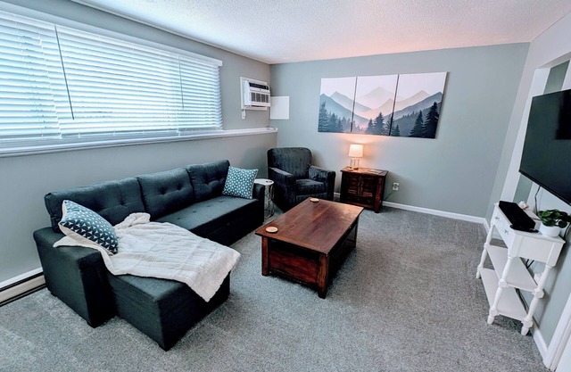 2 Bed w/Garage Cardinal West Extended Stay
