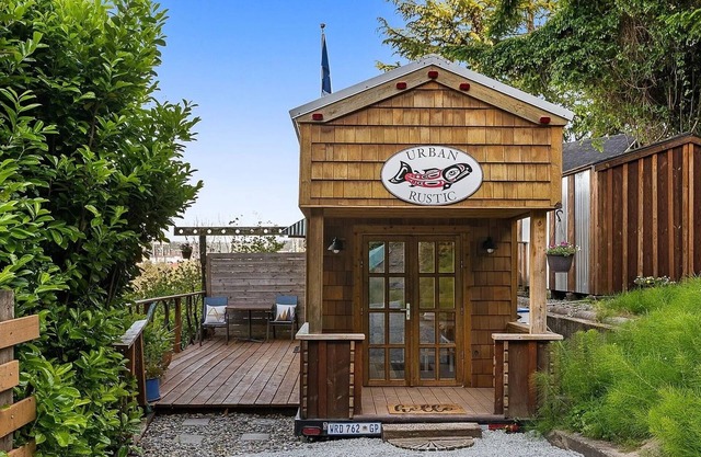 2-Bed West Seattle Tiny Home w/views of Downtown
