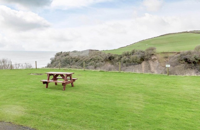 2 bedroom accommodation in Gilfach-Yr-Halen