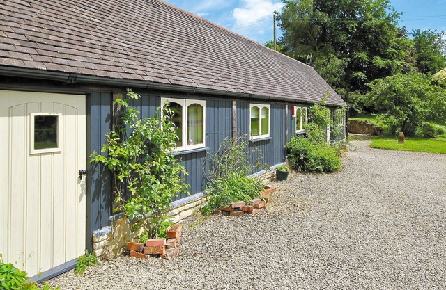2 bedroom accommodation in Todenham, near Moreton-in-Marsh