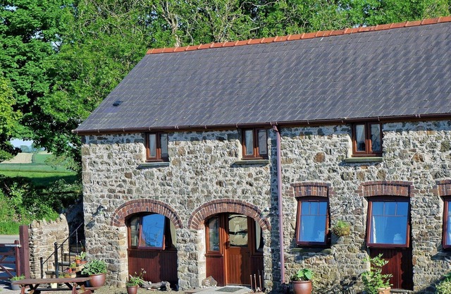 2 bedroom accommodation in Haverfordwest, near Narberth