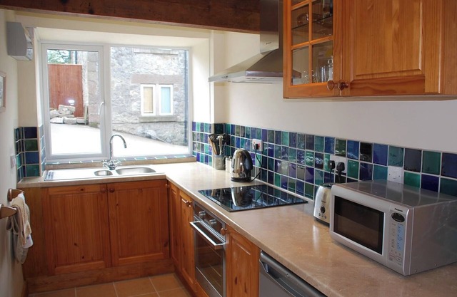 2 bedroom accommodation in Godfrey Hole near Carsington Water