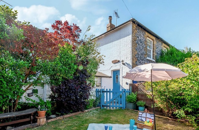 2 bedroom accommodation in Canterbury