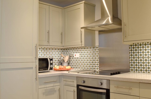 2 bedroom accommodation in Eastbourne