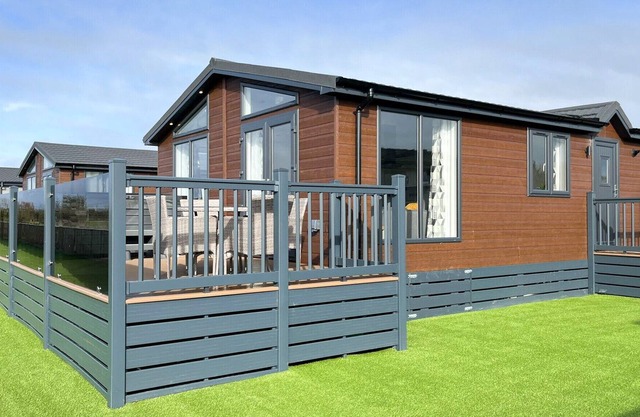 2 bedroom accommodation in Edingworth