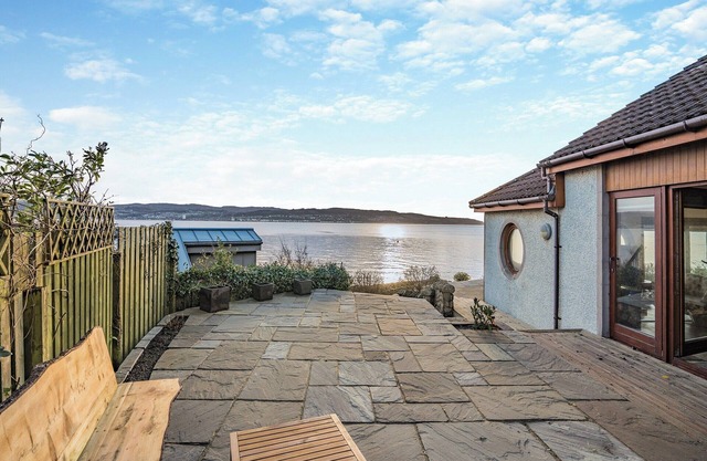 2 bedroom accommodation in Kilcreggan, near Helensburgh