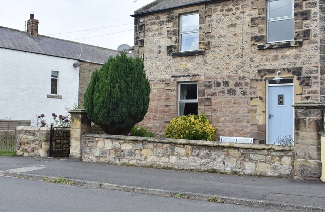 2 bedroom accommodation in North Sunderland, Seahouses