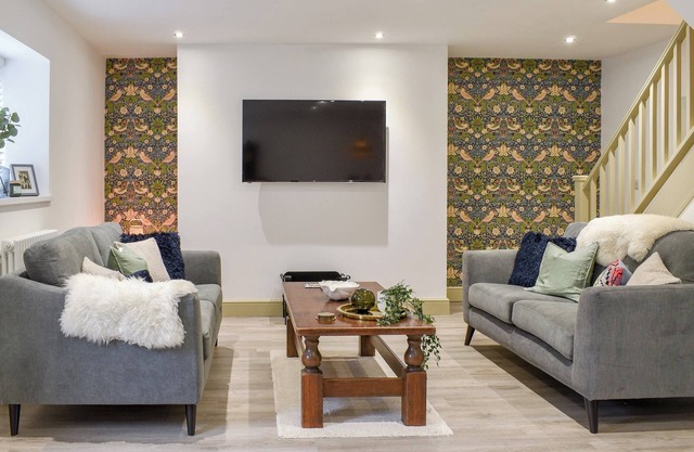 2 bedroom accommodation in Abererch