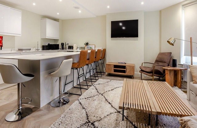 2 bedroom accommodation in Brighton