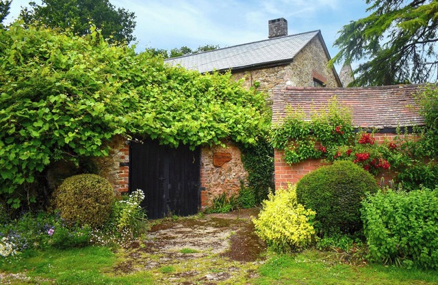 2 bedroom accommodation in Sidmouth