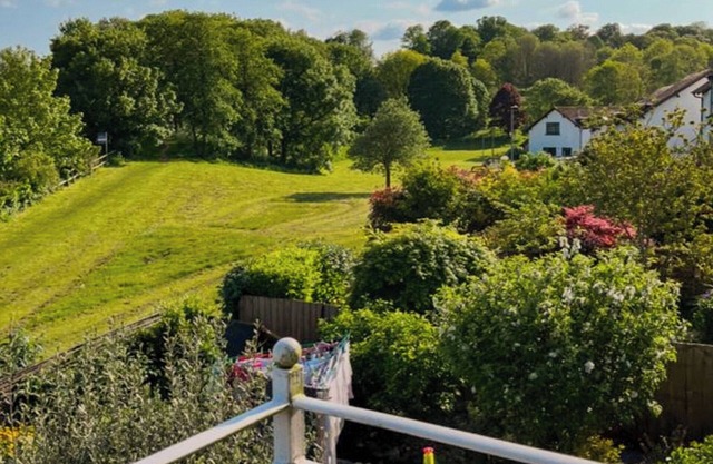 2 bedroom accommodation in Dawlish