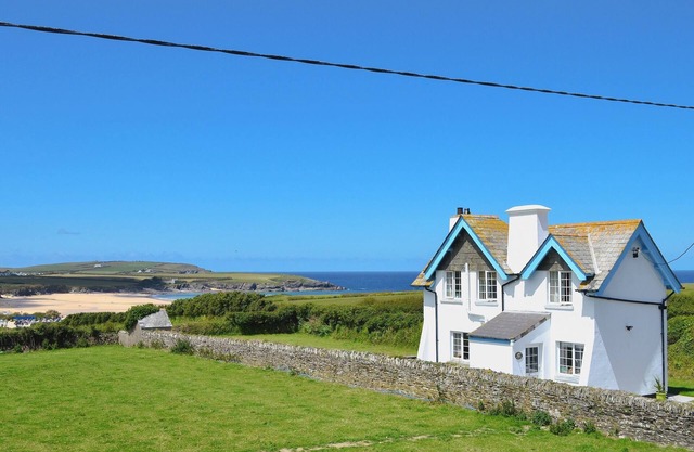 2 bedroom accommodation in Harlyn Bay, near Padstow