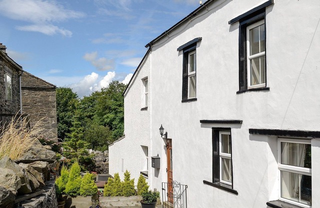 2 bedroom accommodation in Helwith Bridge, near Settle