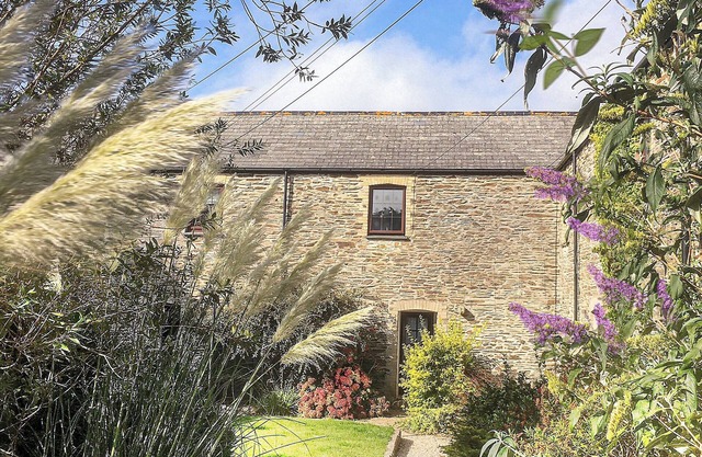 2 bedroom accommodation in Penmount, near Truro