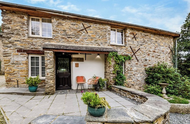 2 bedroom accommodation in Watergate, Looe