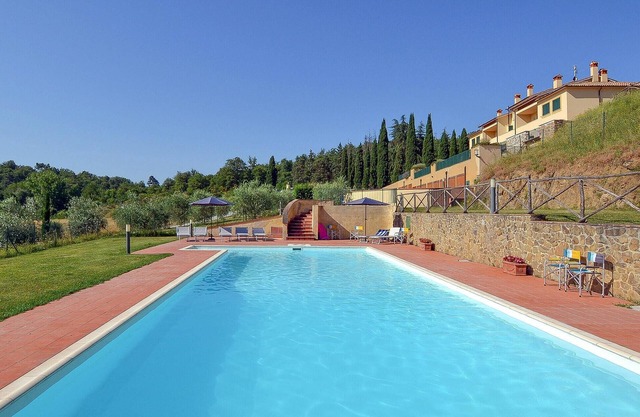 2 bedroom amazing apartment in Bucine