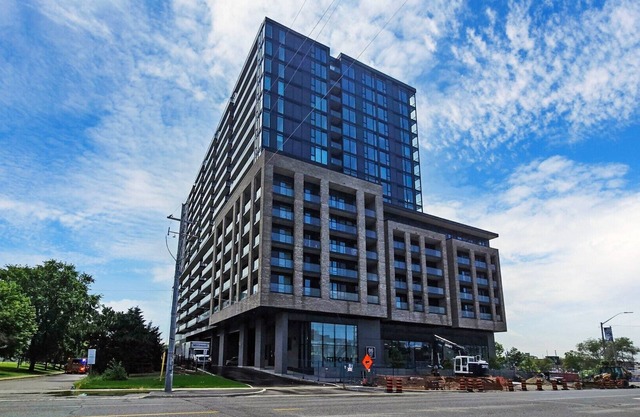 2-bedroom apartment in welcoming Mississauga with AC, fitness room