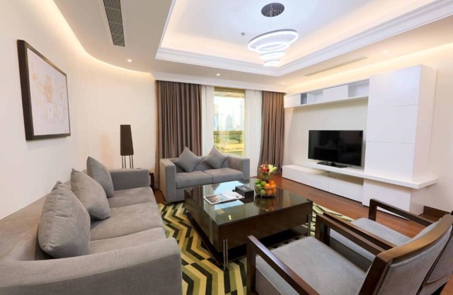 2 Bedroom Apartment Near Financial Centre Metro