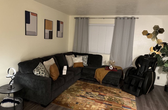 2 bedroom apartment with massage chair!