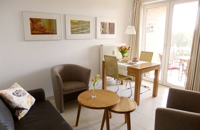 2 bedroom apt. 36 sqm swimming pool u. Sauna about 8 minutes walk z. Beach Wi-Fi