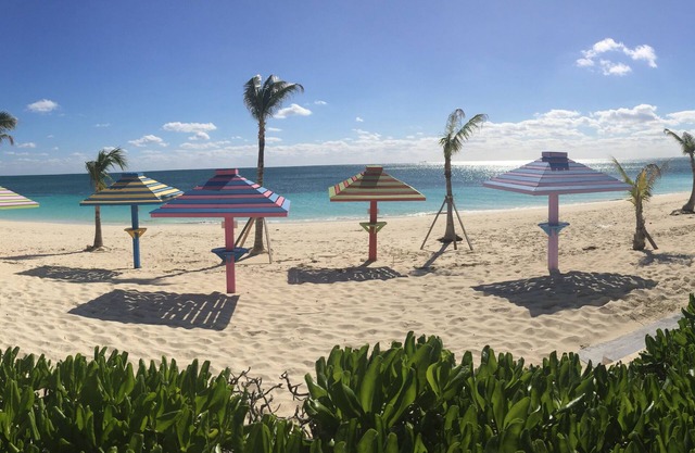 2 Bedroom Beachfront as seen on HGTV! Ground floor