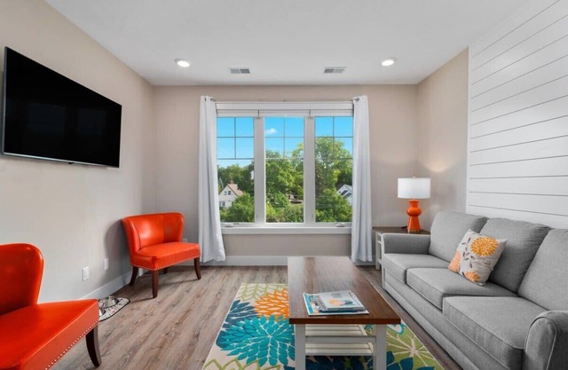 2 Bedroom CitySide Lofts : Unit 13 Top Floor