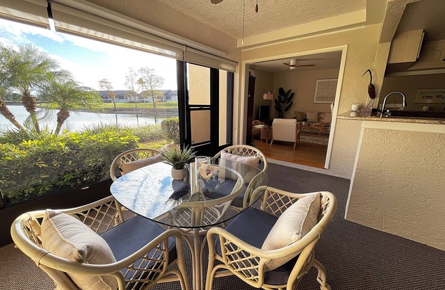 2-bedroom condo on Florida's Sun Coast! Gated golf community in Ft. Myers, Fla.