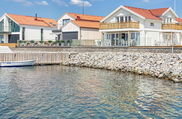 2 bedroom cozy apartment in Rönnäng