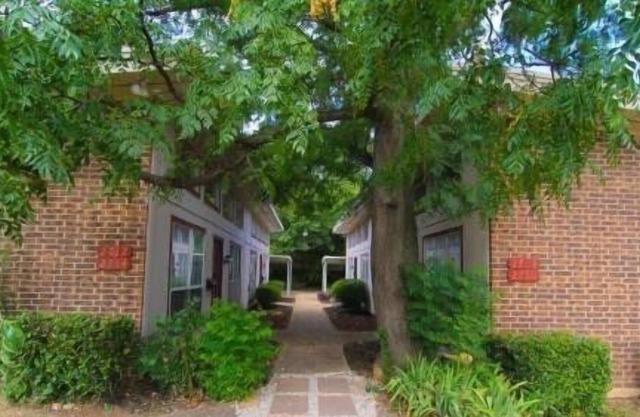 2 Bedroom Duplex triplex 92873 by Houzlet