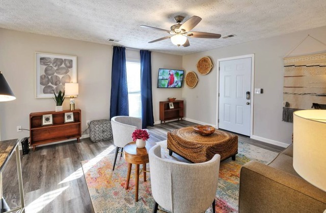 2 Bedroom Duplex triplex L-554135 by Houzlet