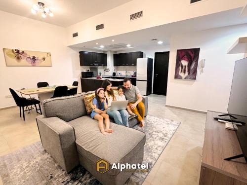 2-Bedroom Holiday Home in Remraam Community - Dubai - by Alphatel Vacations