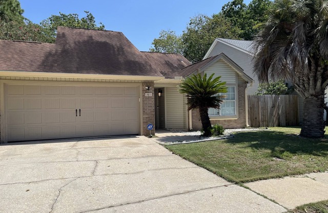 2 bedroom home located approximately 10 minutes from the beach!