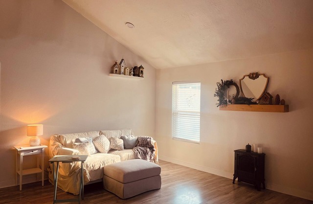 2-bedroom house in perfect Spring with AC, WiFi/18min IAH airport/TheWoodlands