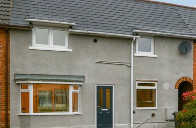 2 bedroom minimalist home from home with parking