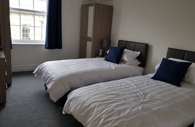2 Bedroom near Gunwharf, Dockyard, etc