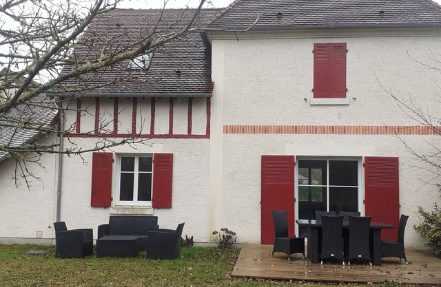 2 Bedroom Private vacation home in Cellettes