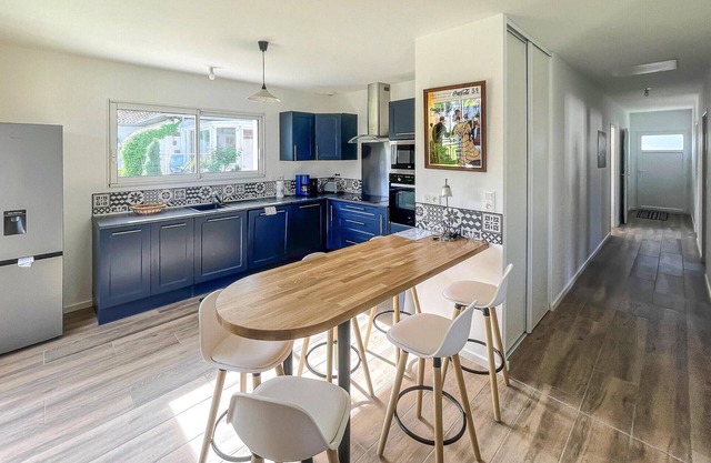2 bedroom stunning home in Gan